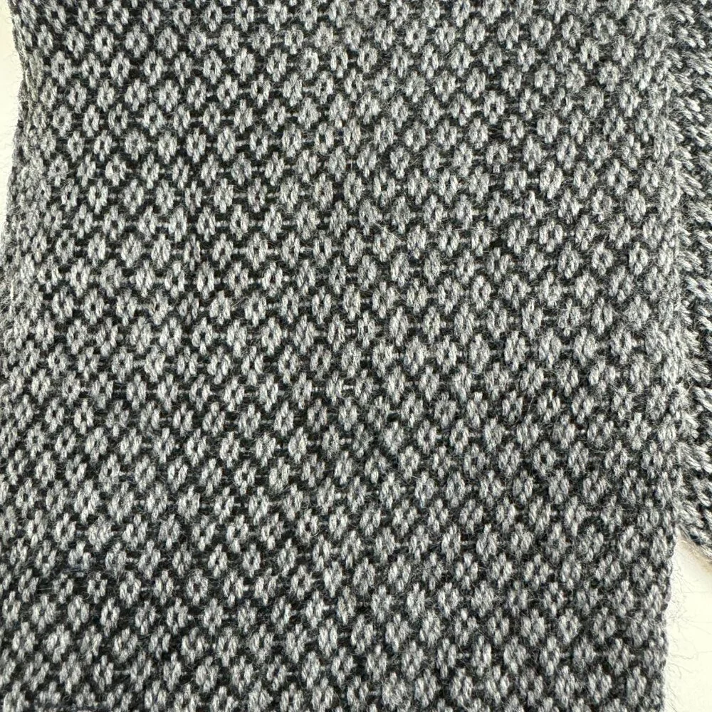 Chalinas Alpaca Scarf Fringe Gray & Black